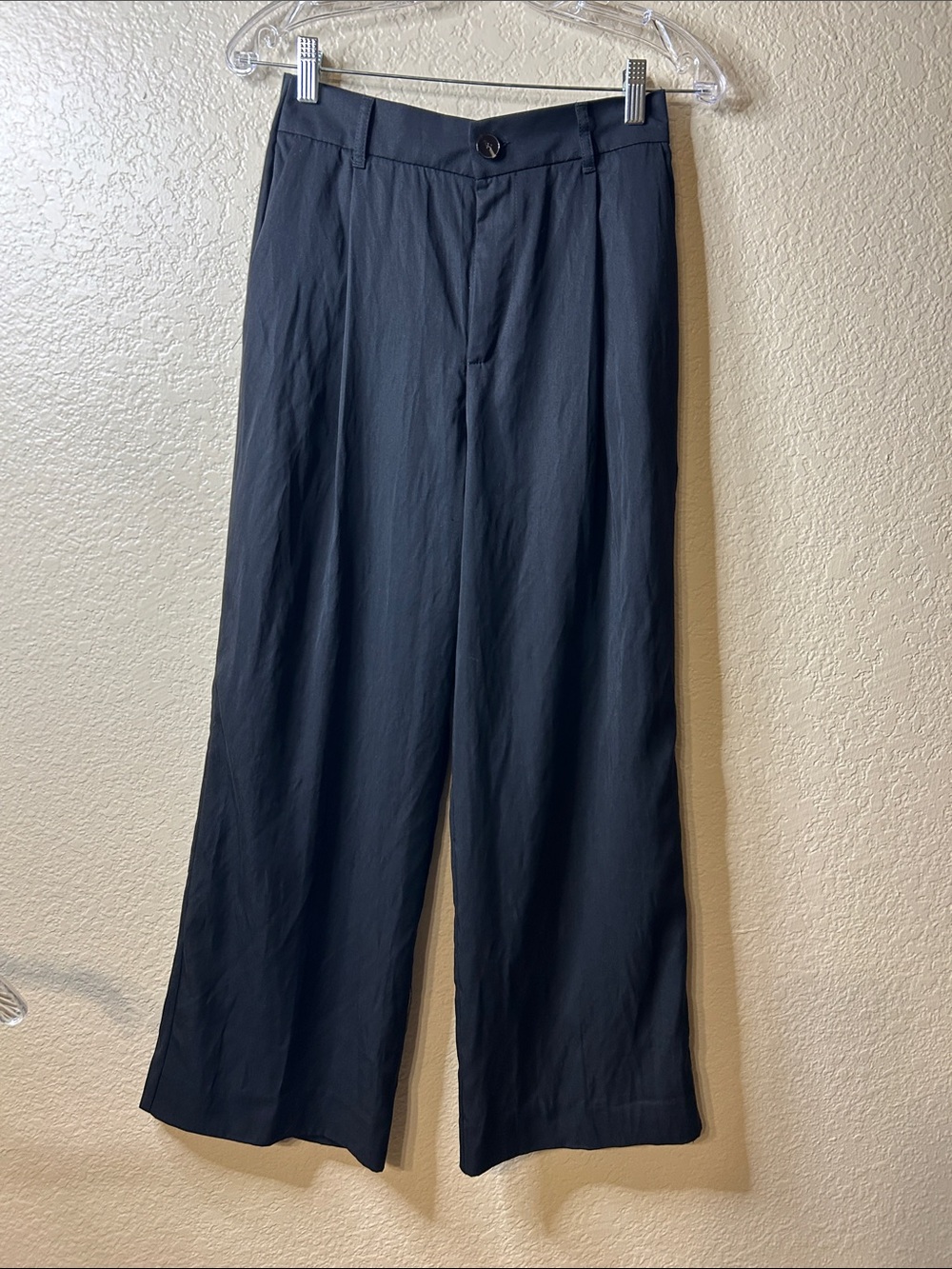 Zara Woman’s Black Wide-Leg Dress Trousers size s